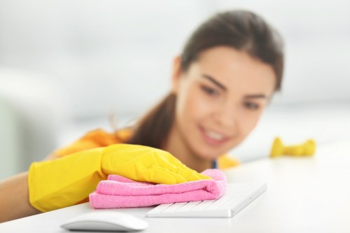 Kitchen and bathroom cleaning for Docklands homes